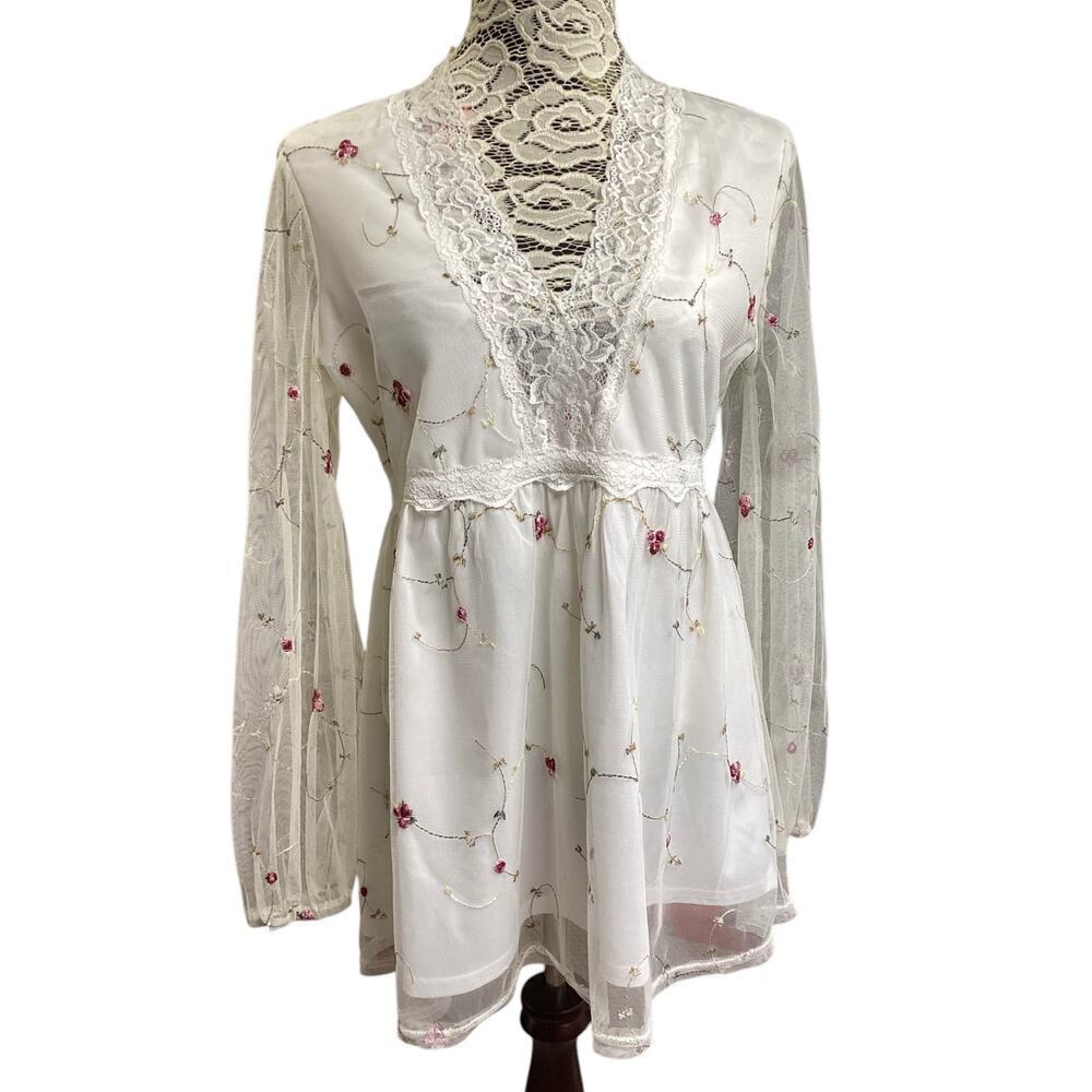 Suzanne Betro babydoll fairy white floral embroidered long sleeve sz M